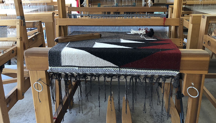 weaving loom santa fe weaver